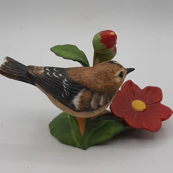 Birds & Blossoms of the World Franklin Mint Goldcrest Bird Figure Fine Porcelain - Picture 5 of 7